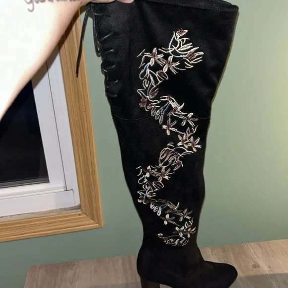 Black Suede Lace Up Back -QUPID Stretchy Over The Knee Boots Size 9M - Picture 8 of 9